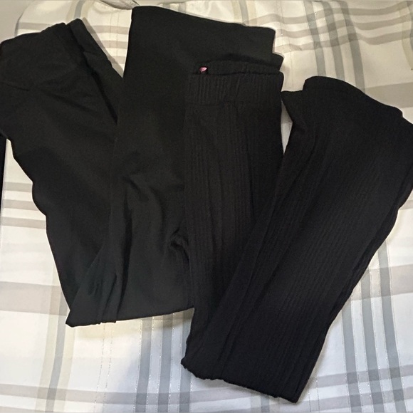 GIRLS CLOTHING BUNDLE SIZE 10/12 FLARED LEGGINGS GRINCH PJS ROOTS JOGGERS UMBRO - Picture 7 of 15